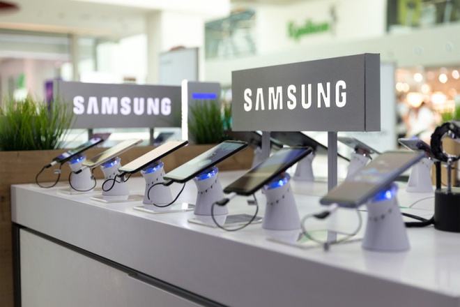 Theo bước Apple, Samsung tạm đóng cửa hàng lớn nhất tại Trung Quốc