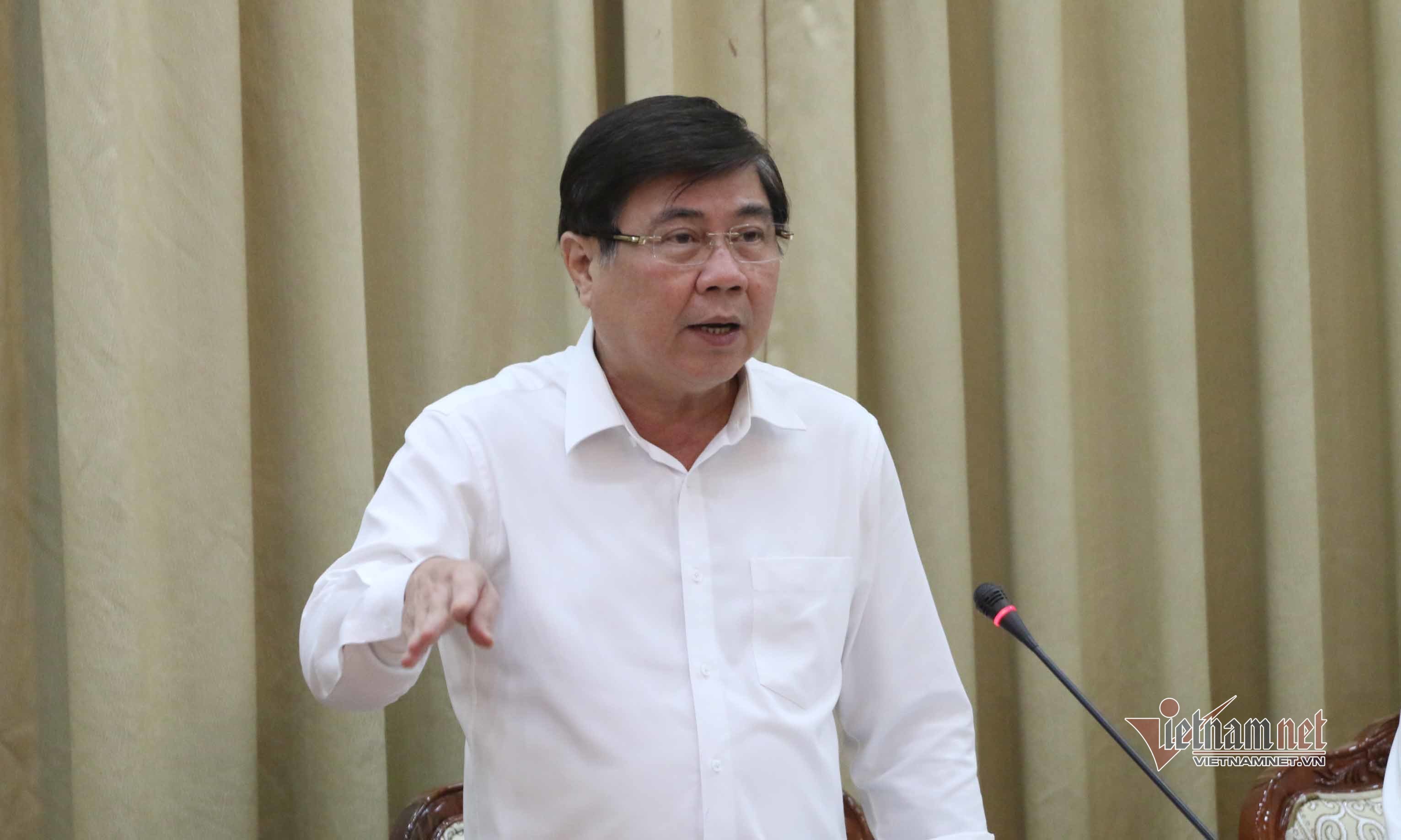 TP.HCM vẫn băn khoăn về thời gian đi học lại