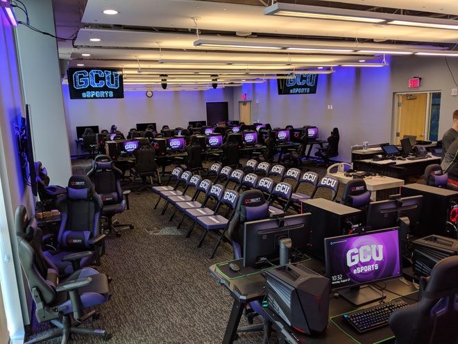 Tai truong dai hoc nay, sinh vien duoc khuyen khich choi game hinh anh 4 4.jpg