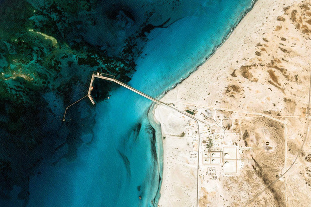 10 ảnh vệ tinh đẹp nao lòng từ Google Earth: Sự sắp đặt thần kỳ của tạo hóa xứng tầm tác phẩm triệu đô - Ảnh 2.