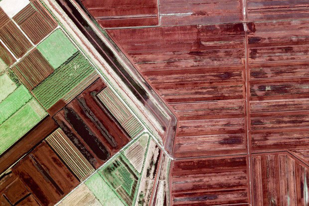 10 ảnh vệ tinh đẹp nao lòng từ Google Earth: Sự sắp đặt thần kỳ của tạo hóa xứng tầm tác phẩm triệu đô - Ảnh 6.