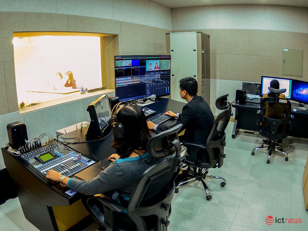 Phòng dịch Covid-19, hơn 8.300 sinh viên Đại học Bách khoa Hà Nội học online