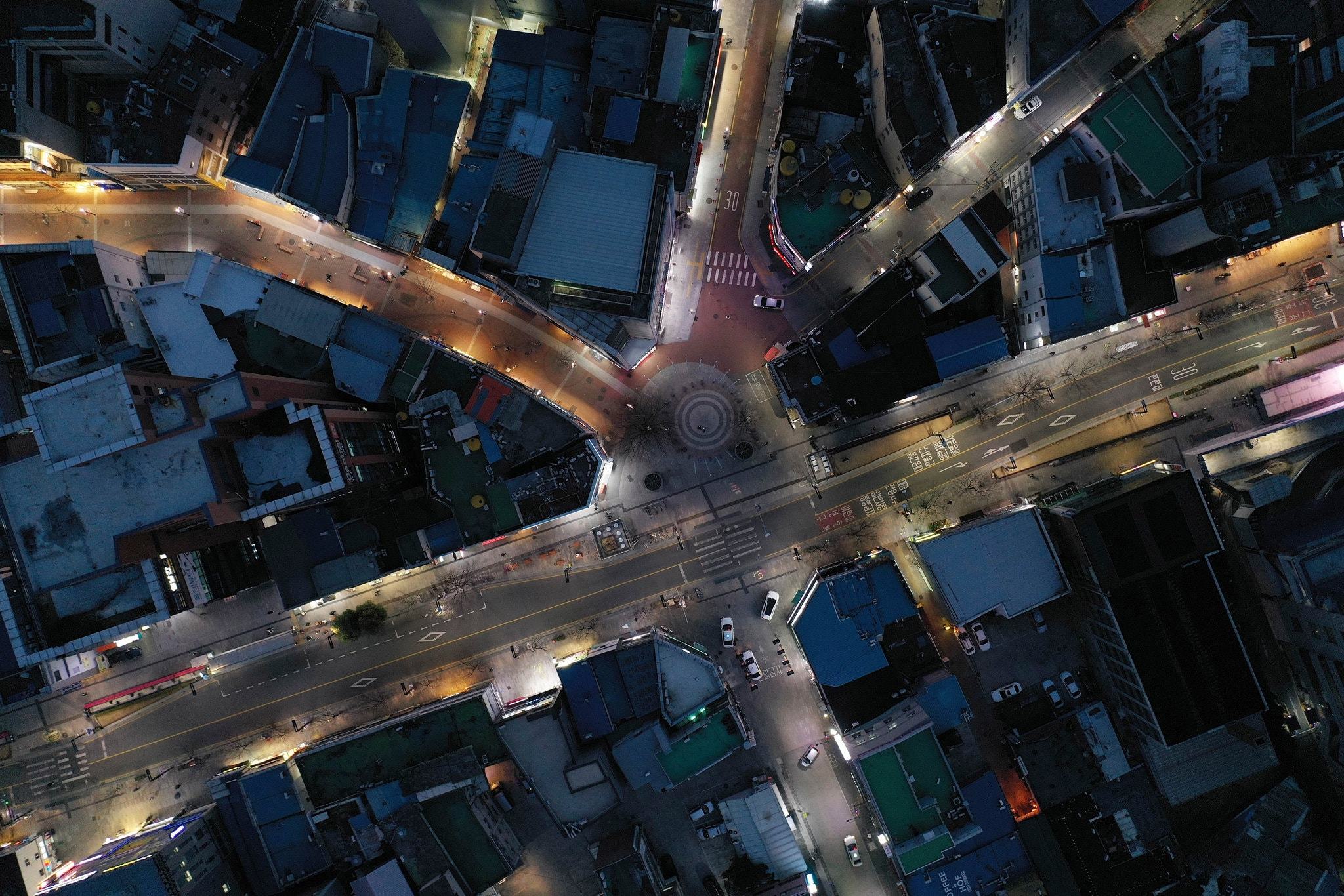 Người dân Daegu níu giữ sự 'bình thường' giữa bão dịch Covid-19