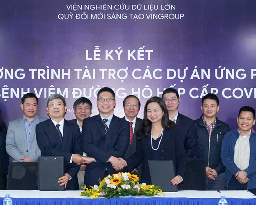 Tỷ phú Phạm Nhật Vượng tài trợ 20 tỷ đồng nghiên cứu chống virus Covid-19