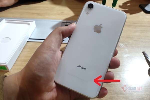 Xuất hiện 'iPhone lạ' ở Việt Nam: Đẹp như mới, giá rẻ như hàng Refurbished