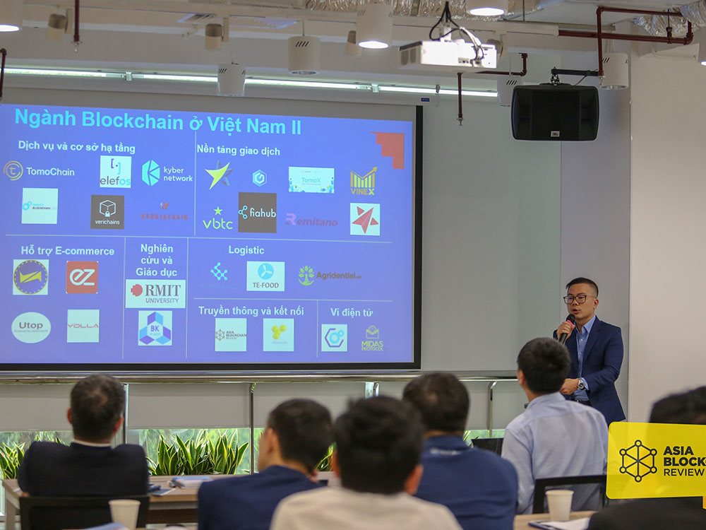 “Việt Nam cần có khung pháp lý thí điểm và đẩy mạnh giáo dục cho blockchain”