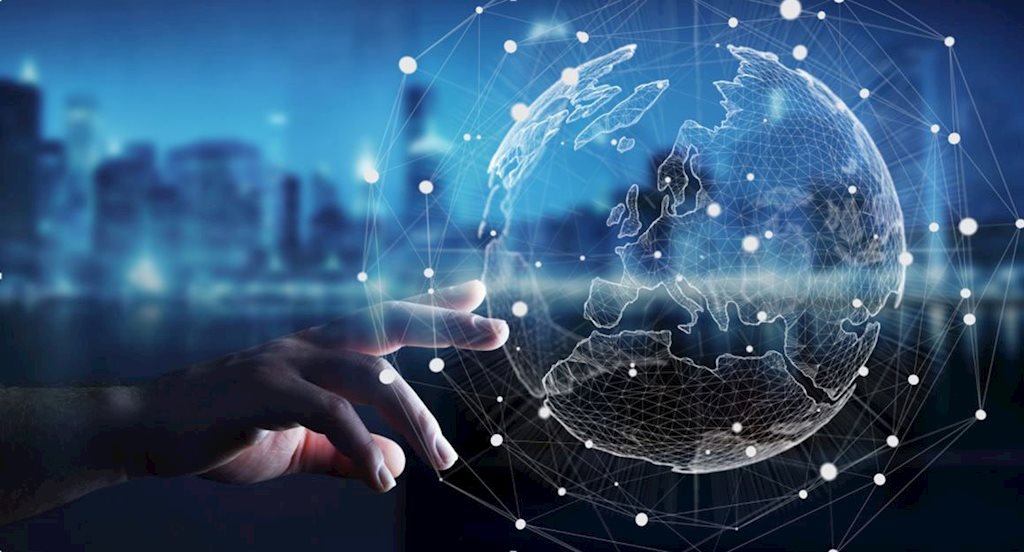 Doanh nghiệp muốn tồn tại trong 10 năm tới tất yếu phải chuyển đổi số | “Chuyển đổi số là hướng đi tất yếu của các doanh nghiệp muốn tồn tại trong 10 năm tới”