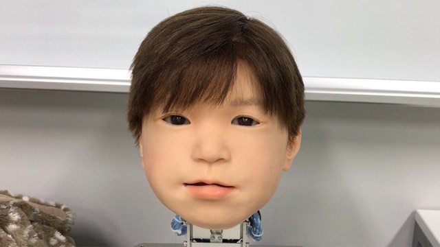 Nhật Bản phát triển thành công mẫu robot trẻ em chân thực đến rùng mình, lại còn biết đau giống hệt con người - Ảnh 1.