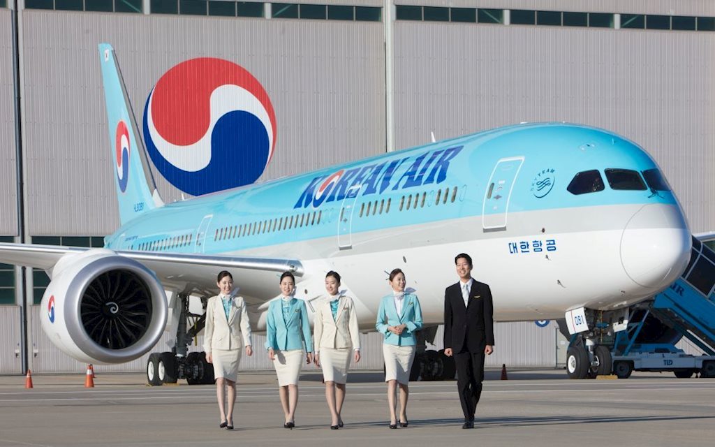 Tiếp viên hãng hàng không Korean Air nhiễm Covid-19