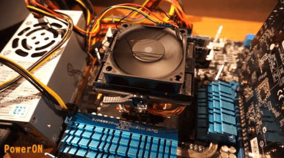 Chang trai Nhat Ban chuyen dung vi xu ly may tinh de nuong thit hinh anh 1 1_3_.jpg