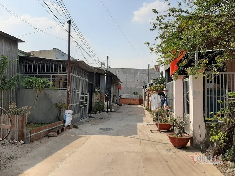 Cô gái về từ Hàn Quốc, cách ly tiếp 2 người thân, phun khử trùng nhà