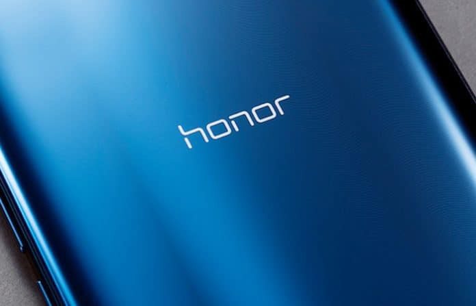 Huawei giải thể nhóm Honor tại Việt Nam