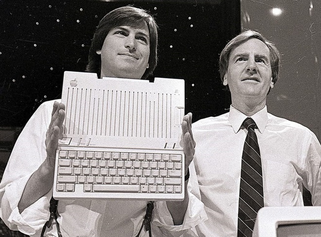 Giay the thao Apple dat hon ca iPhone hinh anh 1 103588775_1118881r.jpg