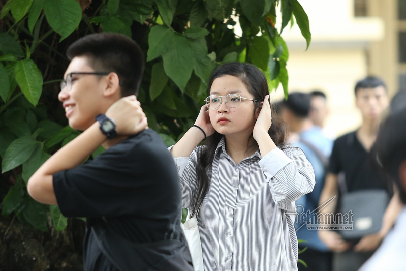 Khi nào học sinh đi học bình thường mới nên chốt thời gian thi THPT quốc gia