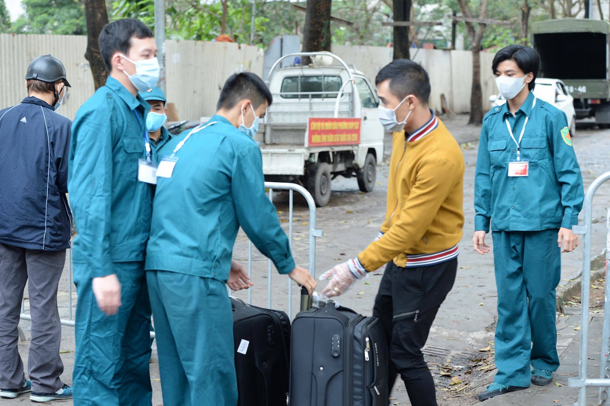 Hình ảnh khu cách ly tập trung đón 4.000 người ở Thủ đô