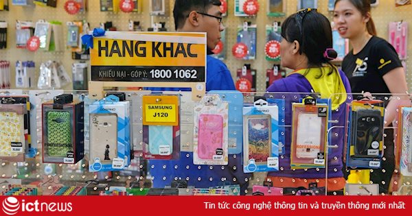 Chủ cửa hàng di động: “13 năm làm nghề, chưa bao giờ lo lắng như lúc này”