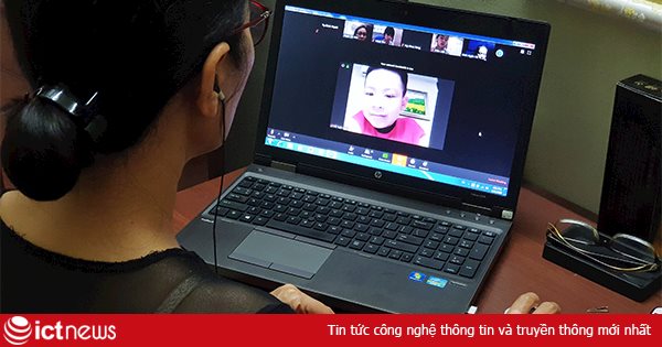 Tâm sự cô giáo U60: Dạy online dễ hơn tưởng tượng