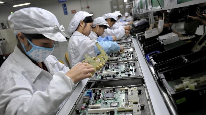 Foxconn khẳng định không còn lo thiếu công nhân do Covid-19