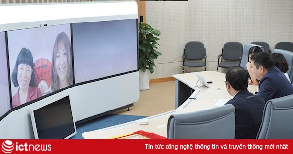 Lập kỷ lục học nhanh chương trình đại học online, nữ sinh lớp 11 được FPT chiêu mộ