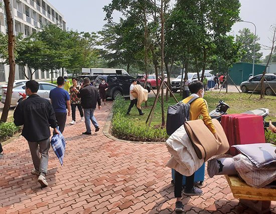 Chia sẻ ký túc xá Hòa Lạc, sinh viên FPT mong người cách ly “coi đây là nhà” | Chung tay chống dịch Covid-19, FPT góp 20 tỷ đồng và một khu cách ly hơn 2000 chỗ