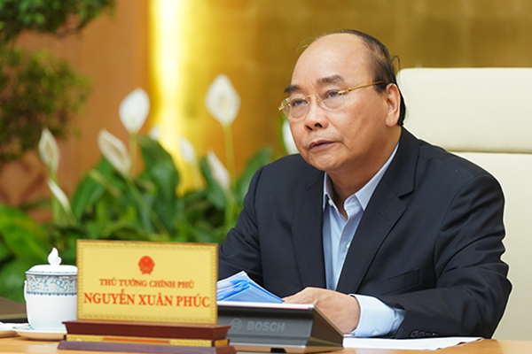 Từ 0h đêm nay chính thức cấm tụ tập trên 20 người, phải đứng cách nhau 2m