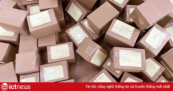 Đóng cửa vì cách ly, ngành hàng công nghệ dựa vào bán hàng online để sống