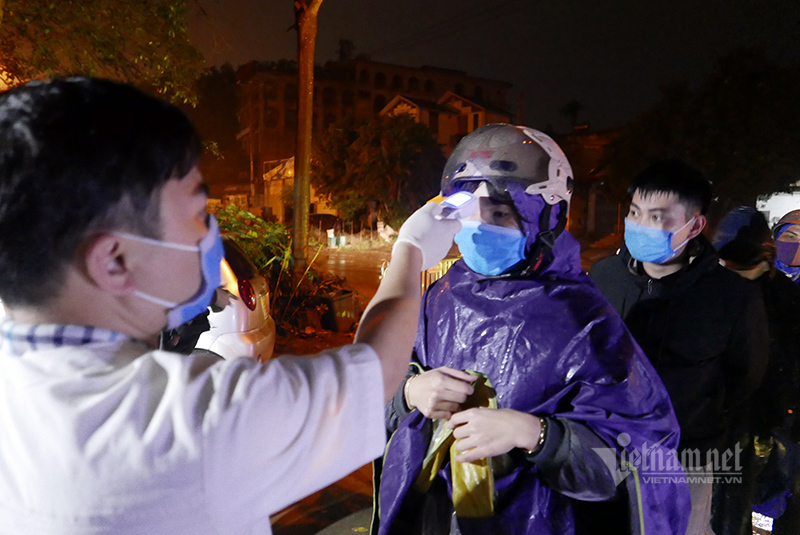 'Hà Nội đủ cơ sở phạt người ra đường vi phạm, kể cả tập thể dục đông người'