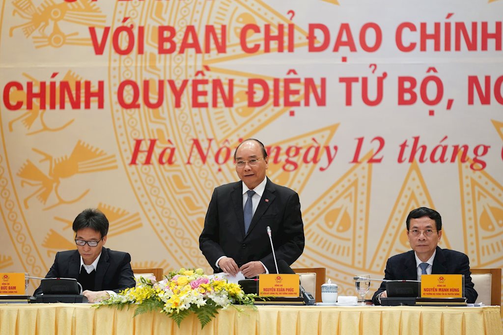 Ủy ban quốc gia Chính phủ điện tử chỉ đạo cả về đô thị thông minh, chuyển đổi số | Thủ tướng: Người đứng đầu các cấp phải dùng hàng ngày các ứng dụng Chính phủ điện tử