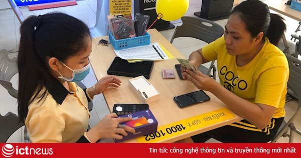Các nhà bán lẻ điện thoại lớn nhất Việt Nam lý giải kỳ tích chưa từng có của Vsmart