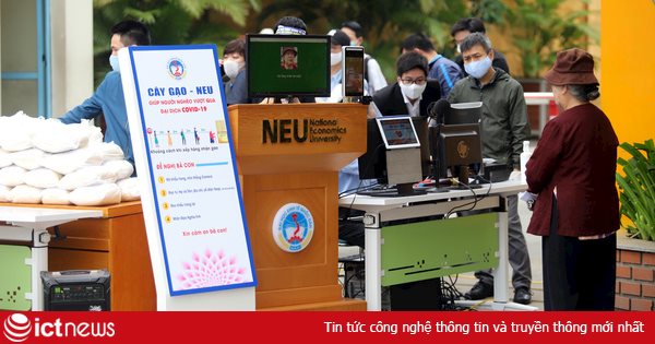 'ATM gạo' thông minh ở Hà Nội nhận diện hàng trăm khuôn mặt người tới nhận