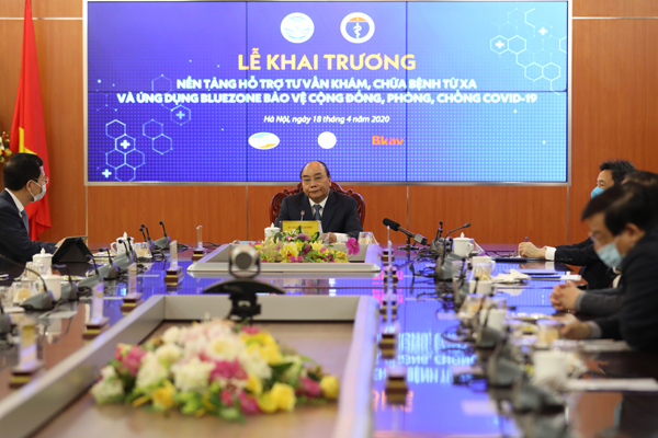 Thủ tướng: Khám chữa bệnh từ xa là khởi đầu cho câu chuyện lớn hơn