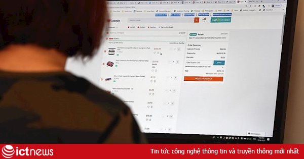 Giao dịch không dùng tiền mặt tăng trưởng chưa từng có tại Singapore