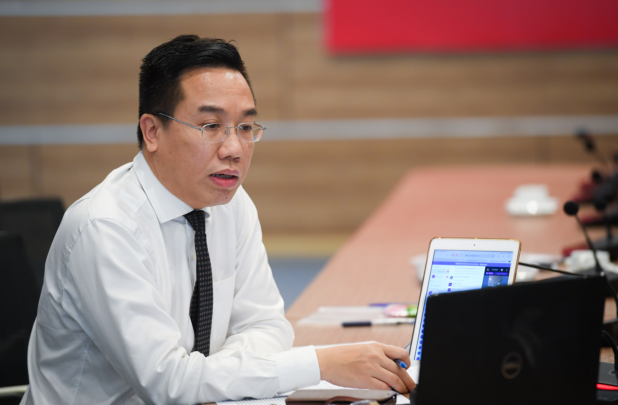 'Chắp cánh' để xuất bản bước vào nền kinh tế số