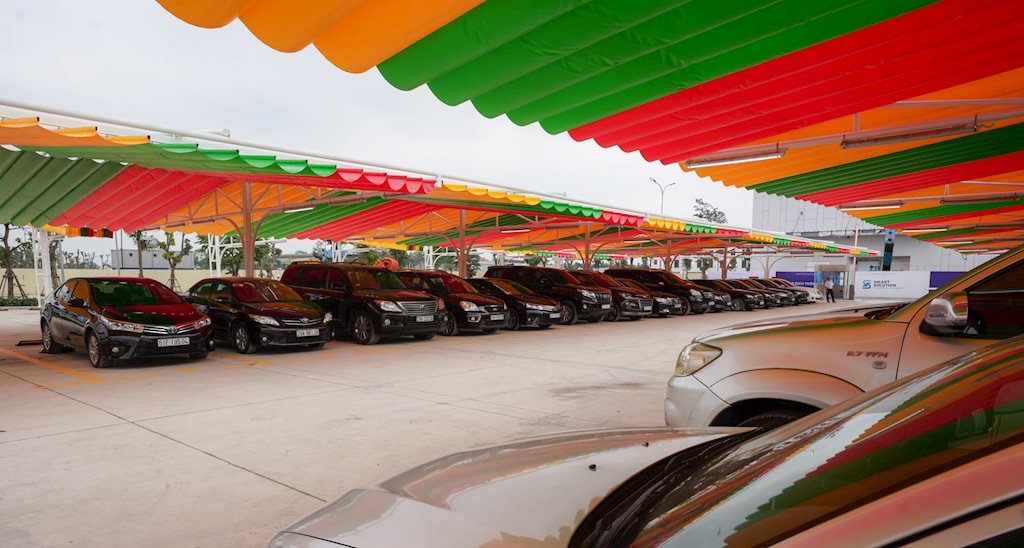 VinFast cho khách hàng đổi xe cũ lấy xe mới