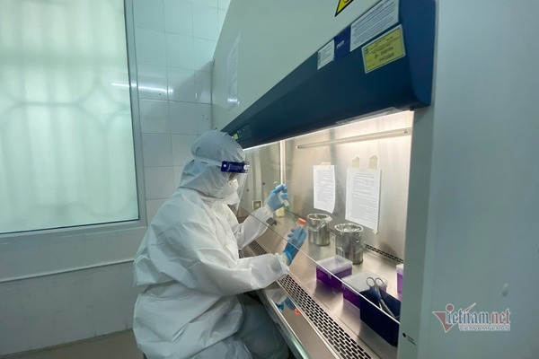 Hải Dương chẳng cần chi tiền tỷ, dùng máy xét nghiệm HIV tìm Covid-19