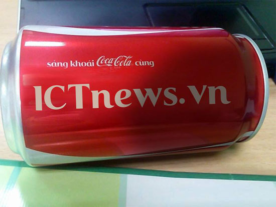 A8-Huong-dan-tu-in-ten-tren-lon-Coca-Cola.jpg
