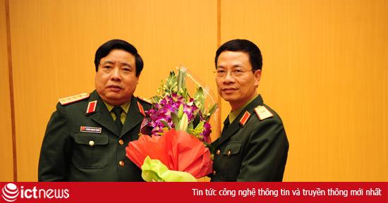 Ông Nguyễn Mạnh Hùng làm Tổng giám đốc Viettel