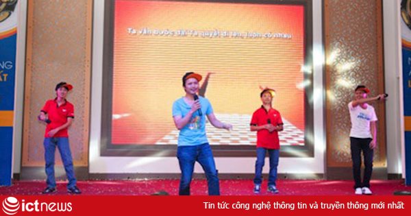 Lãnh đạo VTC Intecom nhảy rap trong hội nghị sơ kết