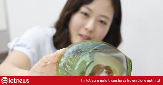 LG gây sốc với màn hình tivi cuộn như tờ báo