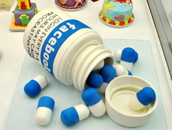 nghiện facebook, nghiện mạng xã hội, nghiện internet