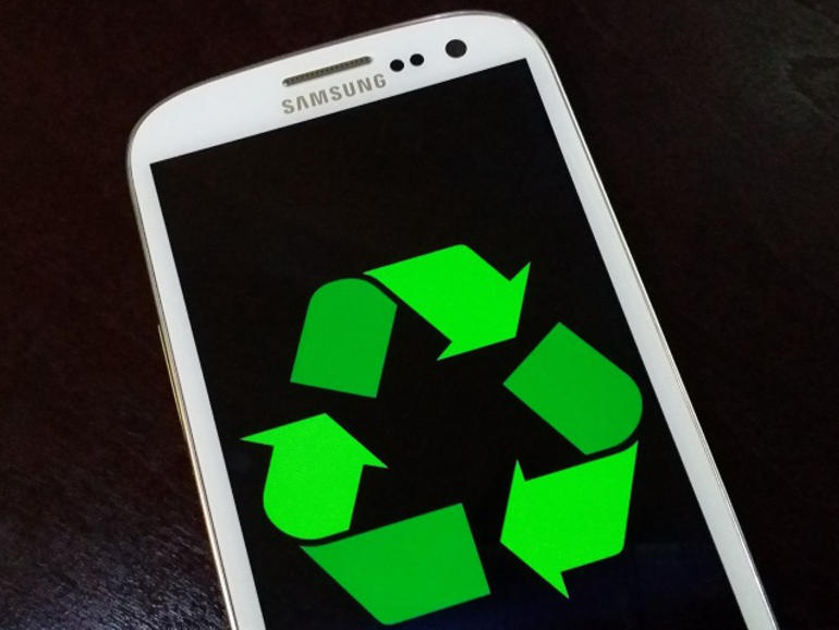 smartphone Android, máy tính bảng