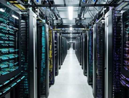 trung tâm dữ liệu Facebook