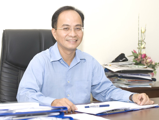 TS. Lê Mạnh Hà