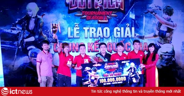Trao giải Chung kết Quốc gia Liên minh Đột Kích Tournament 2014