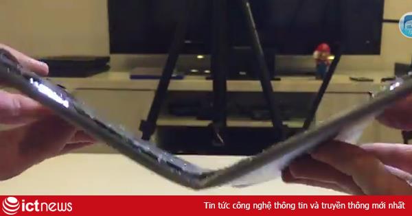 iPad Air 2 tan nát khi bị bẻ bằng tay trần