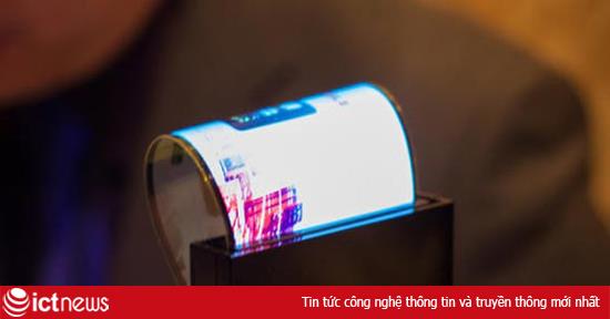Năm 2015 Samsung bán smartphone có thể gập đôi màn hình