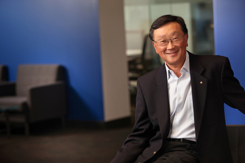 ceo blackberry, điện thoại blackberry, z10 giảm giá