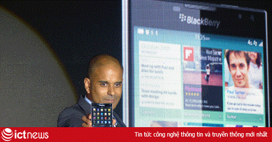 BlackBerry Passport đang 