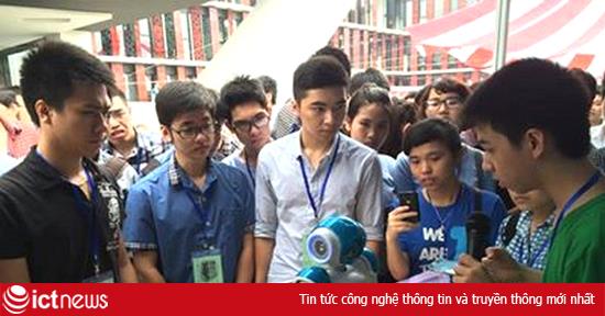 Ngày hội công nghệ S.M.A.C của FPT thu hút khoảng 1.000 sinh viên