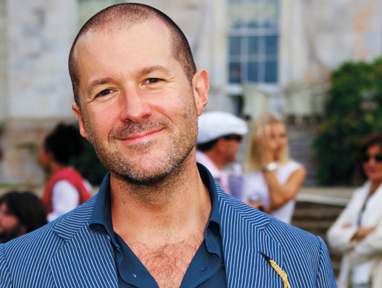 Ông Jony Ive, người đứng đầu bộ phận thiết kế của Apple. Ảnh: Internet